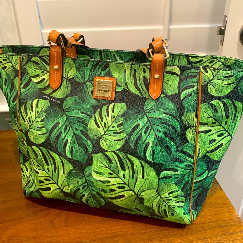 Dooney & Bourke Pebbled Leather Monstera Purse BNWOT